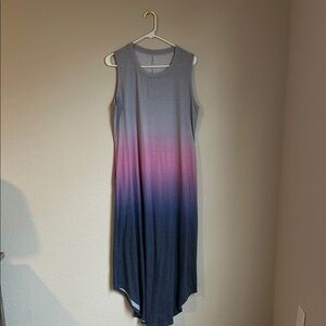 Chic Gradient Maxi Dress in Pink and Blue